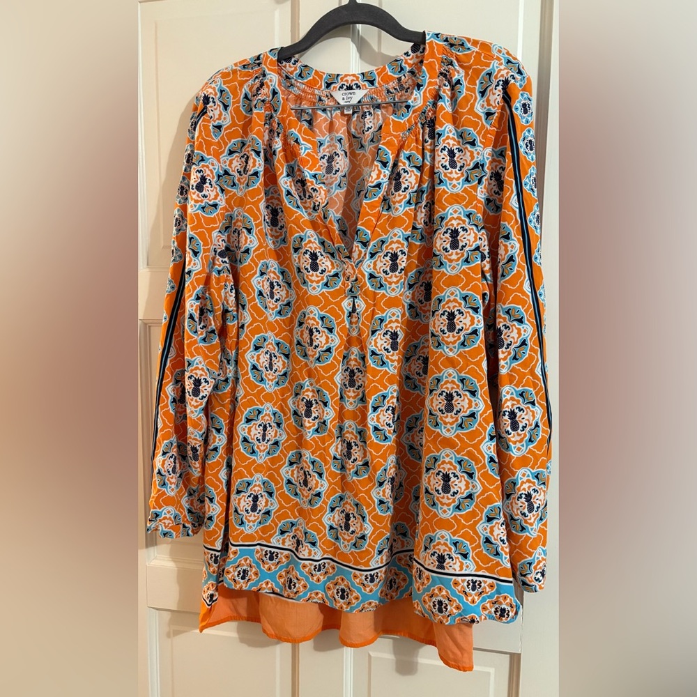 Crown & Ivy Curvy Women’s Plus Orange and Blue Long Sleeve Blouse 2X